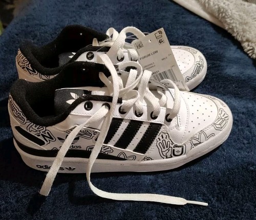 Adidas Forum Low Graffiti Lace Strap Low Top Shoes GW4921 Size 4 New No Strap - Picture 1 of 7