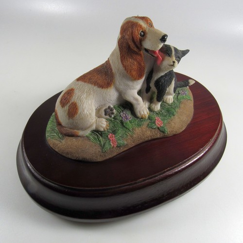 Very Rare Charmstone Marv-Art Earl Sherwan Basset with Kitty MUSIC BOX OOAK - Picture 5 of 20