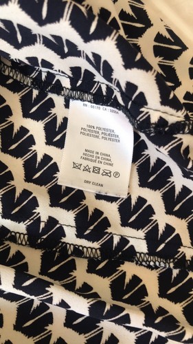 Anthropologie Maeve Bluse klein geometrisches Muster lang Slv plissiert Knopfleiste - Bild 3 von 7