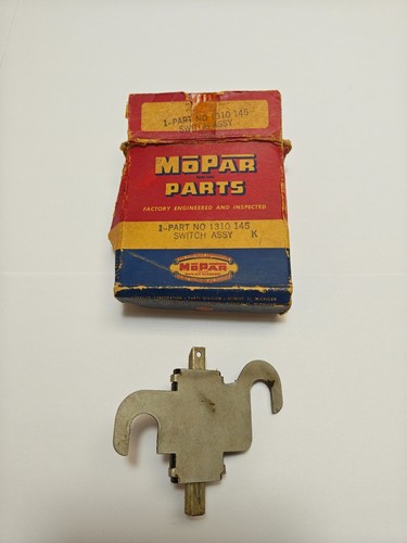 1949-1950 Dodge DeSoto Plymouth Deluxe Parking Brake Signal Switch 1310145 NOS - Picture 4 of 6