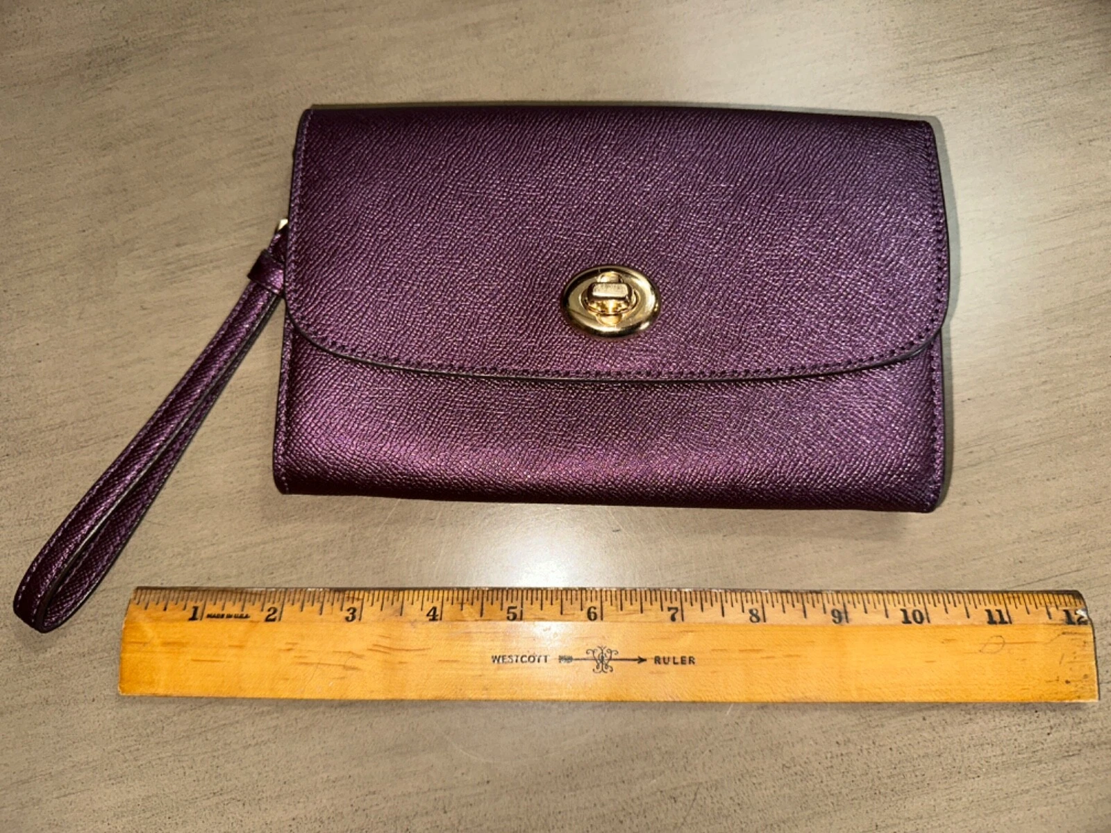 COACH Crossgrain Pelle Catena Tracolla Pochette Polso Met. Lampone F22828