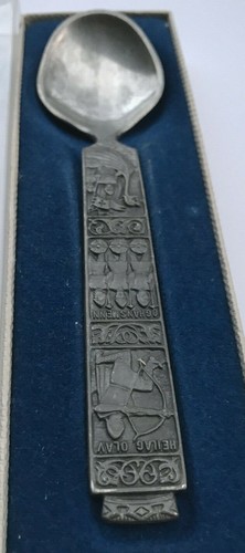 KONGE Tinn Norway Zinn Pewter Wikinger-Dekor Sahnelöffel Zierlöffel in OVP - Bild 4 von 4