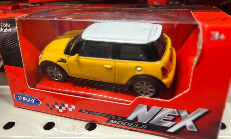 MINI COOPER S Gialla 1/43 WELLY NEX automodello modellino METALLO DIE CAST - Immagine 3 di 3