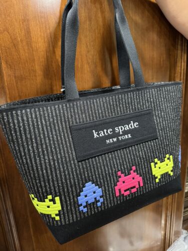 Bolso de Mano Kate Spade KI642 X Space Invaders Tejido Jacquard Shopper Negro - Imagen 7 de 18
