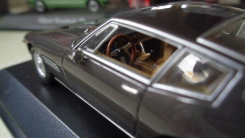 Minichamps 1:43; Maserati Ghibli, hellbraun, wie NEU! - Bild 6 von 7