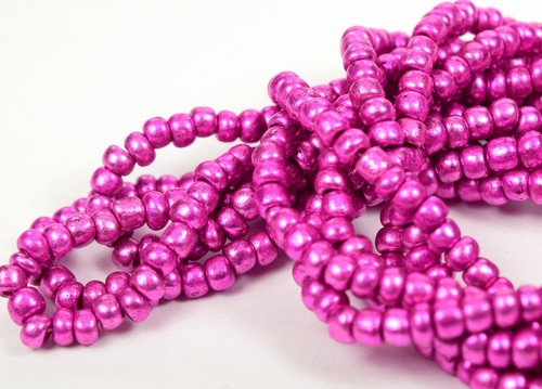 Tschechische kleine Glasperlen Größe 6/0 "METALLIC ROSA FUCHSIA" Stränge - Bild 2 von 3