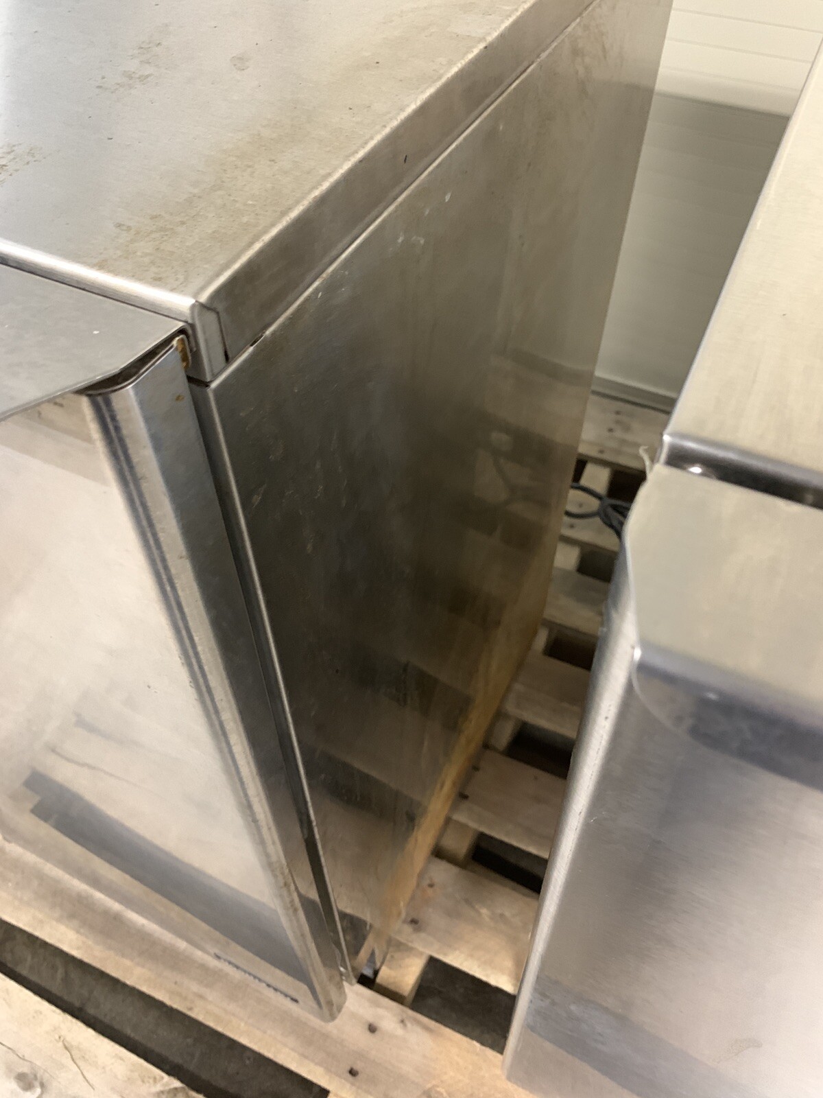 Hoshizaki Ice Maker AM50BAEAD Commercial Ice Maker Untested For Parts