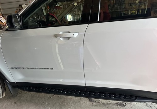 Customized Running Boards Side Steps for 2021-2025 Jeep Grand Cherokee L 3-Row - Picture 11 of 24