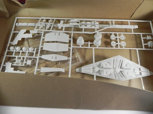 Star Wars STAR DESTROYER The Empire Strikes Back 15" Sci-Fi Model  # 8915 - Picture 5 of 7