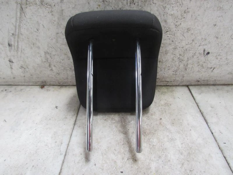 Ford Fiesta 2016 reposacabezas izquierdo Foto 3 de 3