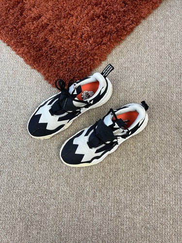 Adidas Trae Young 1 Turnschuhe Größe 8,5 Herren weiß So Def Aufnahmen Basketball " - Bild 3 von 9