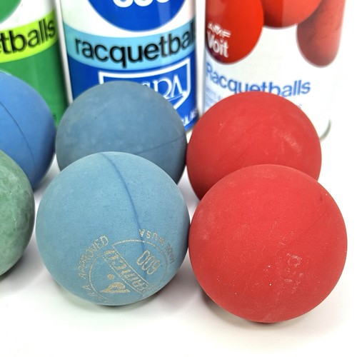 Bolas de raqueta rojas Seamco 559, 600 y AMF Voit desplegables en latas de acero usadas de colección - Imagen 9 de 21