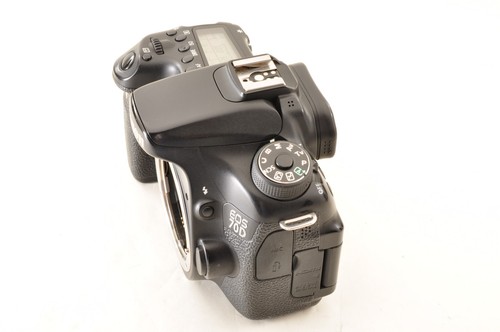 Canon EOS 70D 20.2MP DSLR Camera /18-135mm IS Lens *Excellent+5 52670shot #4729 - Picture 3 of 24