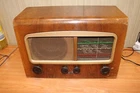 Cossor Melody Maker 500  vintage wood cased valve tube radio UNTESTED