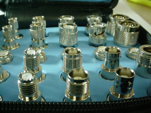 30-Piece Universal Coax RF Connector Converter / Adapter Kit a HAM Shack Must! - Picture 2 of 8