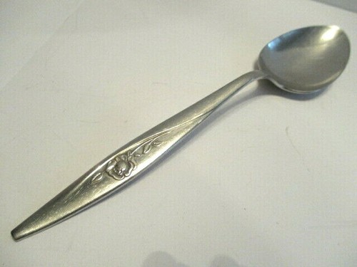 Oneida Craft Deluxe Lasting Rose Stainless Steel 8-1/8" Serving Spoon #1 - Picture 1 of 4