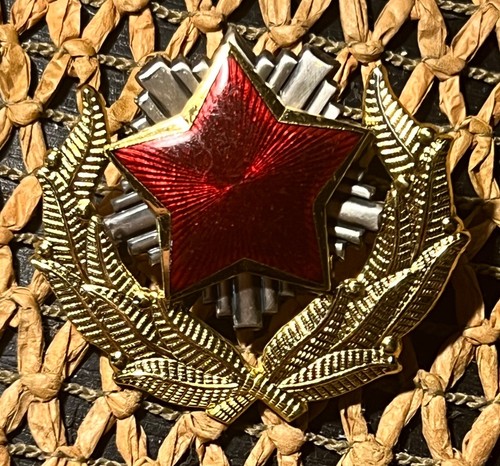 Yugoslav general badges big and small General stars Yugoslavia SFRY Serbia - Picture 8 of 9