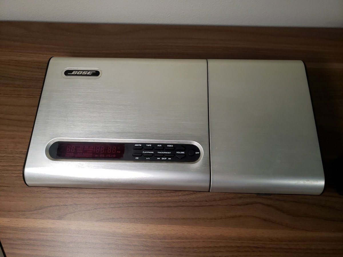 BOSEホームシアターDVD AUX ボーズ、HDD内蔵の2.1chシアター「3・2・1 GSX」