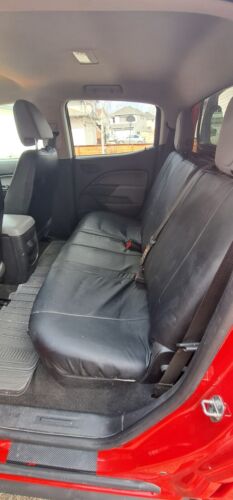 Crew cab 4x2 has super-low mileage and is in excellent condition - Picture 4 of 9