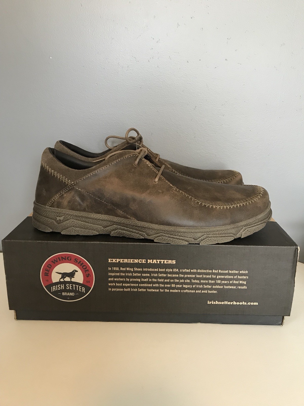 Red Wing Irish Setter Traveler 3806 Chukka, Casual Oxfords Mens 9.5 Red Wing Irish Setter Traveler 3806 Chukka, Casual Oxfords Mens 9.5