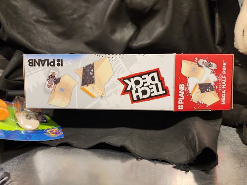 Tech Deck Danny Way Mega Half Pipe X Connect + Cory Kennedy board+hot wheel READ - Picture 18 of 20