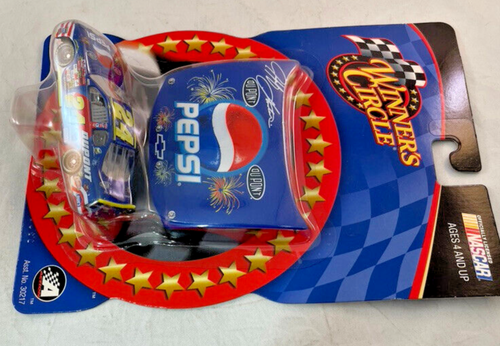 Winners Circle, #24 Jeff Gordon Pepsi/DuPont 1.64 Die Cast Race Car 2002 - Picture 9 of 13