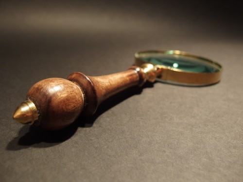 Antique Style Magnifying Glass w Wood Turned Handle - Picture 8 of 17