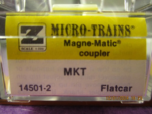 MICRO TRAINS Z GAUGE M K T FLAT CAR RD # 13445 ITEM No. 14501-2. - Picture 4 of 10