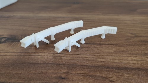 3x WIDEBODY AIR JET BRIDGE Gates Grey/White/Black 1:400 Scale Airport Diorama - Picture 4 of 12