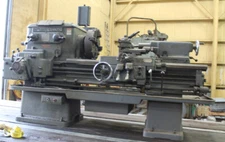 19" X 30" LODGE & SHIPLEY ENGINE LATHE:  YODER #63527