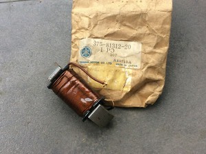 NOS Yamaha 1976 DT100 1978-1981 LB50 1976-RS100 SOURCE COIL 437-81312-70-00 NOS Yamaha 1976 DT100 1978-1981 LB50 1976-RS100 SOURCE COIL 437-81312-70-00
