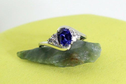 Sapphire White Topaz Ring 10K Solid Gold Size 6.75 BEAUTY - Picture 11 of 12