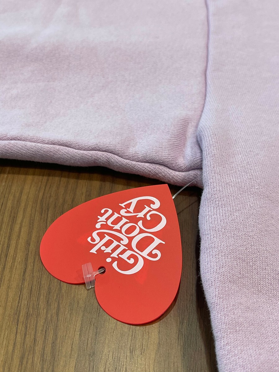 RARE VERDY GIRLS DON'T CRY LOGO HOODY SWEATSHIRT LIGHT PINK RARE VERDY GIRLS DON'T CRY LOGO HOODY SWEATSHIRT LIGHT PINK