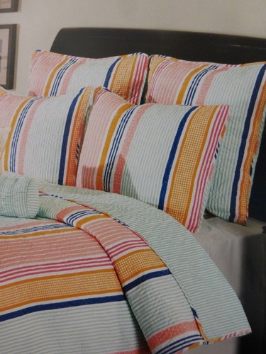 3 pc Max Studio Stripe Twin Quilt, Sham, and Decorative Pillow Set NIP - Picture 4 of 12