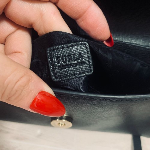 Borsa a tracolla Furla Lilli piccola in pelle nera - Foto 5 di 11