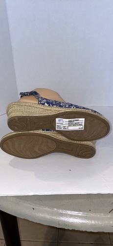 Easy Street Kindly navy Blue mini floral wedge sandal Size 8 Peep Toe - Picture 8 of 11