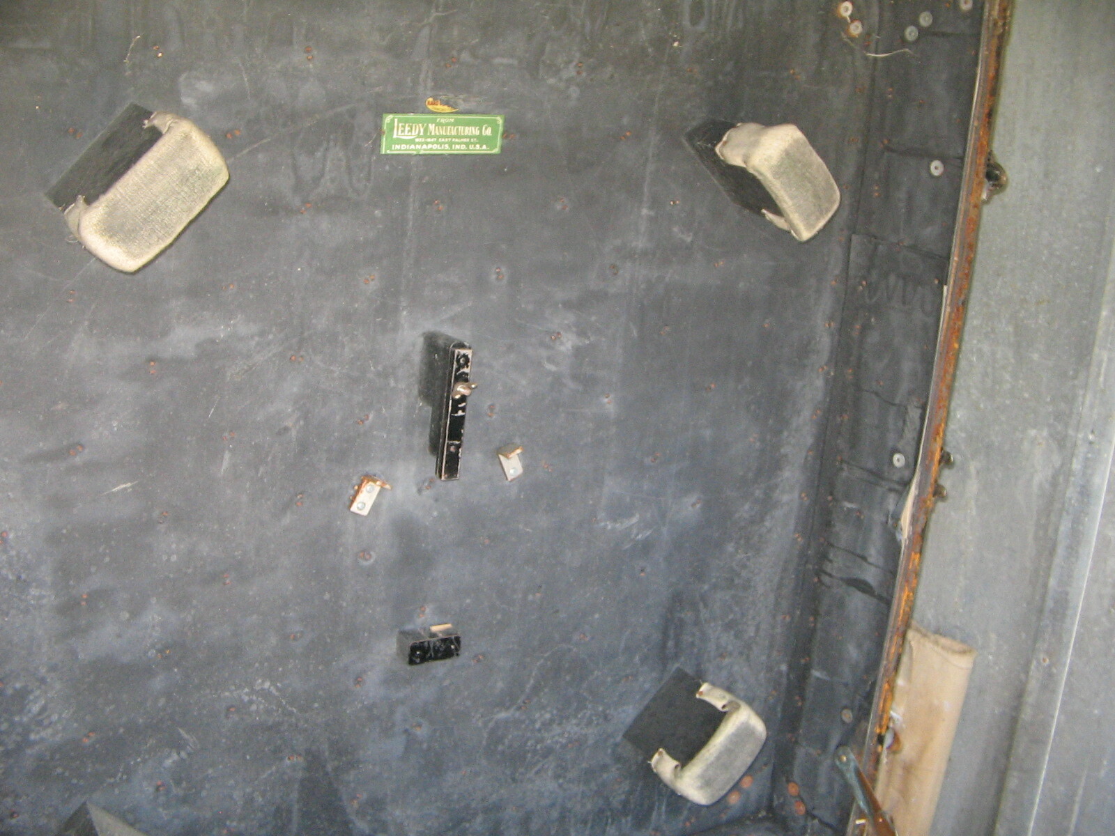 Picture 4 of 8