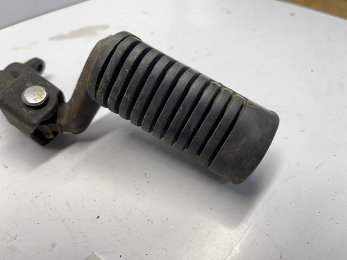 HONDA CB900C 1980-1982 FRONT FOOT PEG REST STEP LEFT AND RIGHT 50630-461-000 - Picture 8 of 9