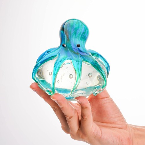 Elegant Handmade Octopus Glass Figurine - Perfect Gift for Home Decor Lovers - Picture 5 of 9
