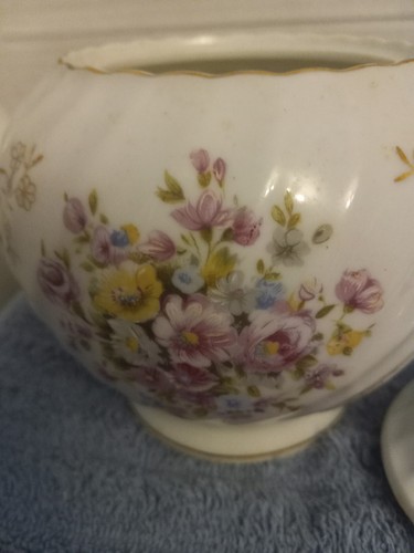 TEESERVICE MADE IN JAPAN TEEKANNE, SAHNEKÄNNCHEN UND ZUCKERBLUMEN MIT GOLDRAND - Bild 9 von 24