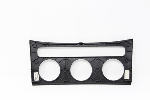 3C0858069P CENTRAL DASHBOARD FRAME for Volkswagen Passat Sedan 147068 - Picture 8 of 8