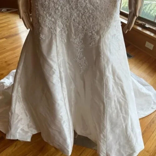 * Maggie Sottero Cream Beaded Taffeta Strapless Wedding Gown Bridal Dress Size 4 - Picture 10 of 16