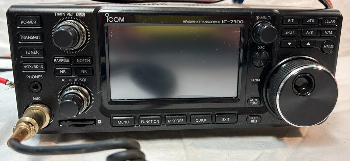 ICOM IC-7300 ICOM IC-7300 HF/50MHz Transceiver Reservation