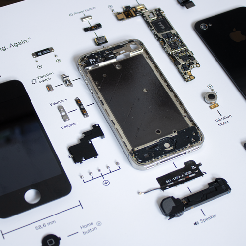 iPhone 4 USA disassembled in a Frame - Bild 2 von 6