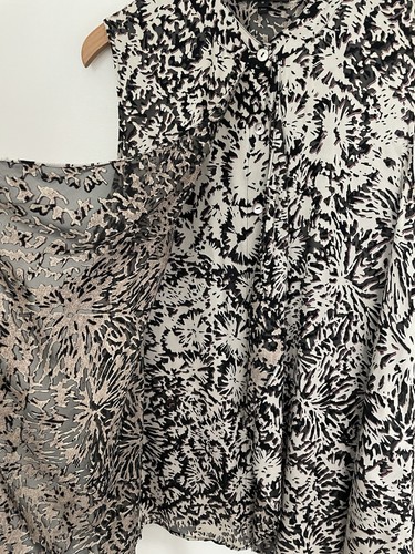 St. John Women’s Top Sz M Multicolor Silk Blend Button Down Luxurious Shimmery - Picture 4 of 9