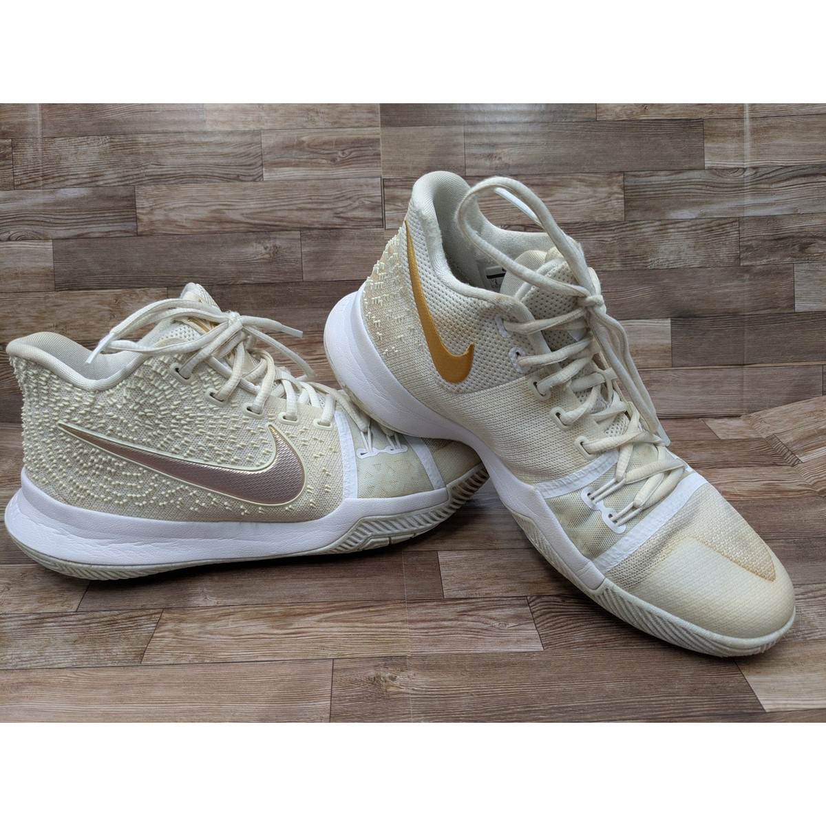 カイリー3 ホワイトゴールド Nike Kyrie III 3 Finals Gold white gold 852395-902 Mens Size