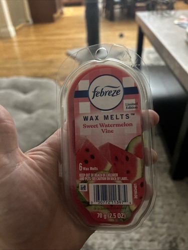 Cubos de cera Febreze para derretir sandía dulce - Imagen 1 de 2