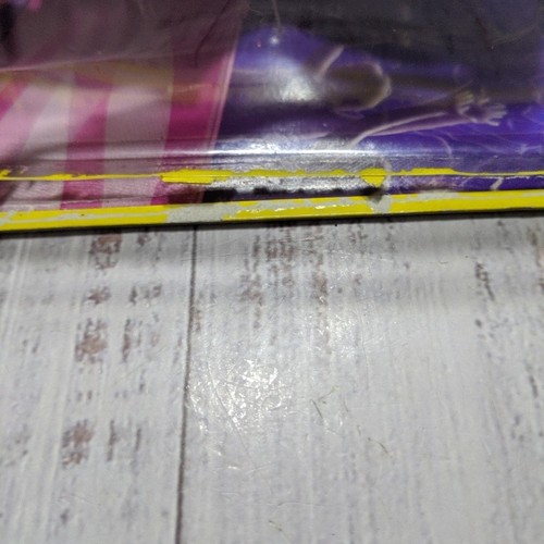 2015 Barbie Ribbon Gymnast Mattel Doll Twirls Ribbon - Picture 9 of 10