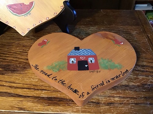 VINTAGE Hand Painted Wooden Welcome Friends FOLK ART HEART Wall Hanging Plaques - Picture 5 of 16