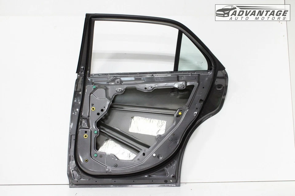 2011-2023 CHRYSLER 300 REAR RIGHT DOOR SHELL PANEL GRANITE CRYSTAL METALLIC OEM - Image 2 of 4